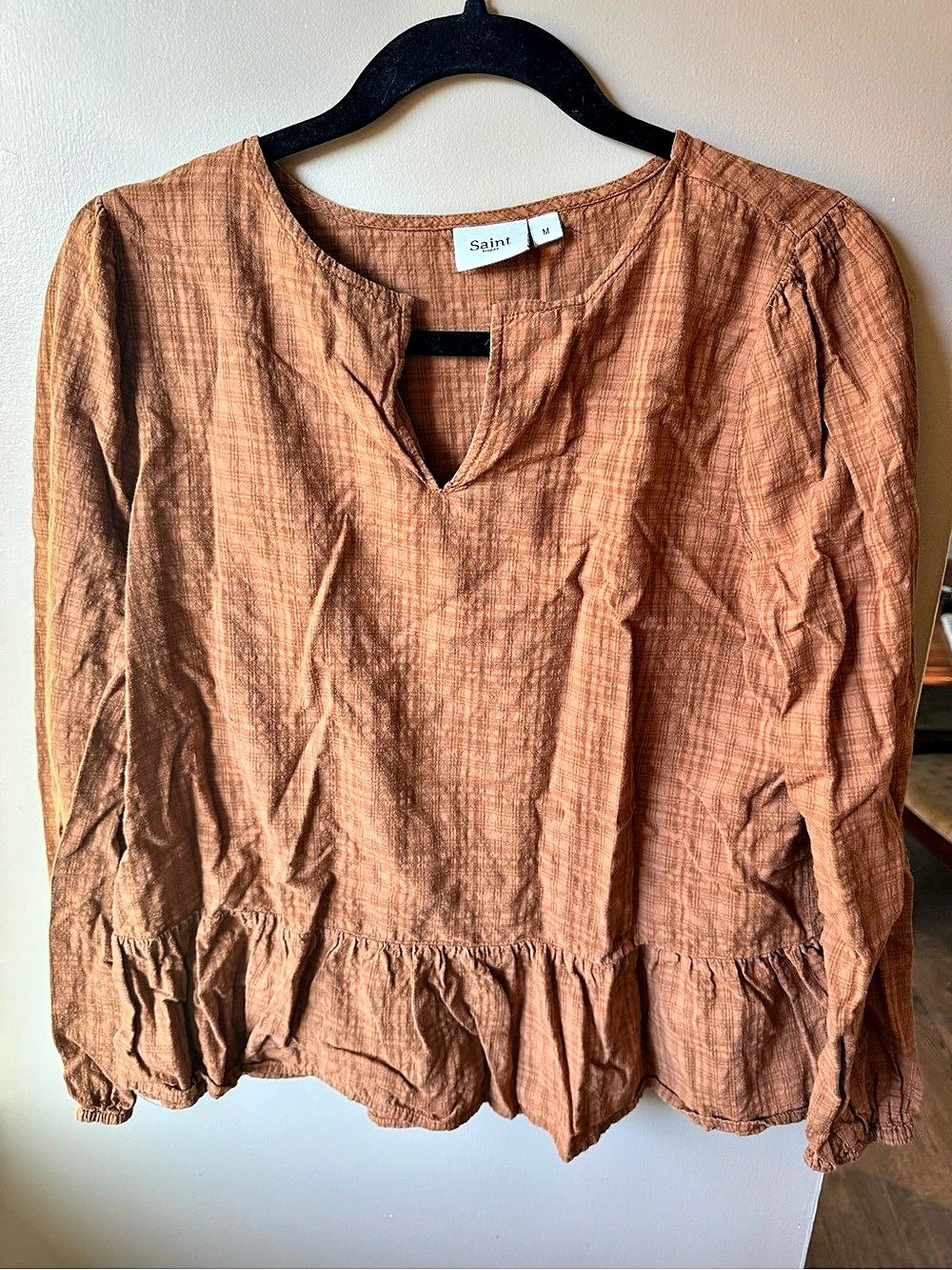 Saint Tropez Cotton Ruffle Hem Blouse Size Medium